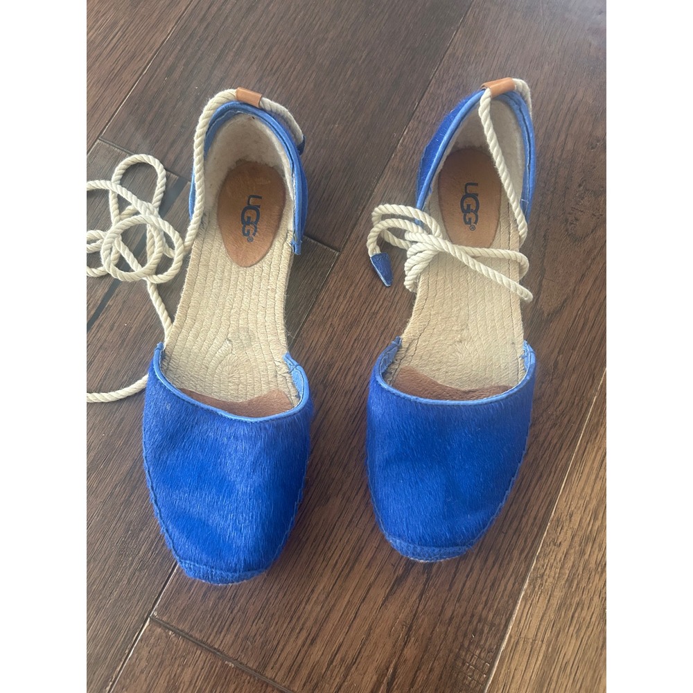 UGG Australia Blue Calf Hair Ankle Tie Espadrille Flats Sand Dollar Charm 9